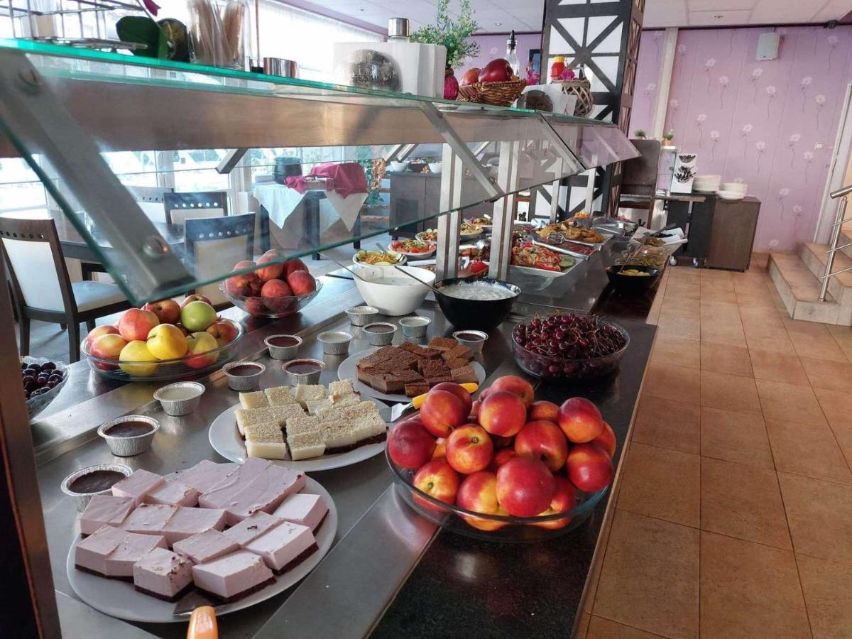 Tropics Hotel سفيتي فلاس المظهر الخارجي الصورة